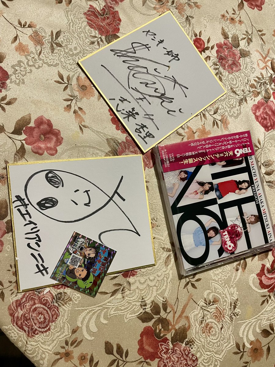 yankeeane's tweet photo. 初めてのプレゼント企画‼️
・サイン色紙
・アルバムCD(訳あり)
・オリジナルシール
が抽選で当たります‼️⭐️

応募方法！
①このアカウントをフォロー
②このポストをいいね
③このポストをリポスト

詳しくはこちらの動画をチェック‼️
https://t.co/SkmwCXkodp

更に倍率UPの方法も⁉️
↓↓↓ https://t.co/Ck5uhI23n6