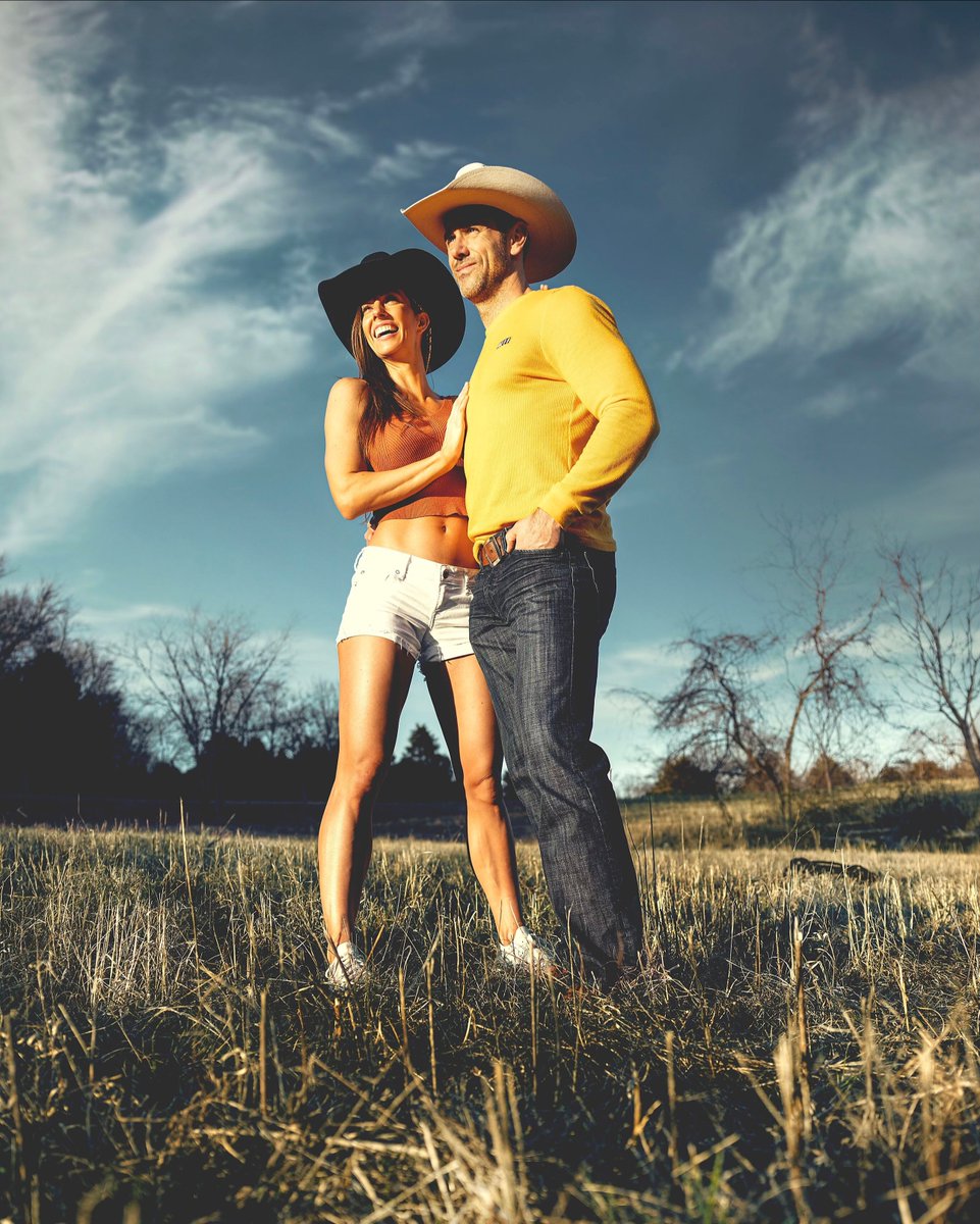 ModernHomeHQ's tweet photo. Enjoying every moment before season 2 starts! Which is still very fun for us, just a different kind!

#modernhomestead #homestead #offgrid #offgridliving https://t.co/J2MzJ3QBuf