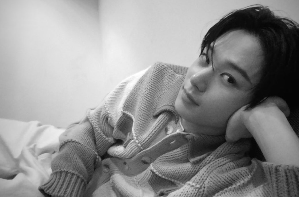 juuyeonS2ver's tweet photo. 에반데요 https://t.co/RCPUzDcUKV