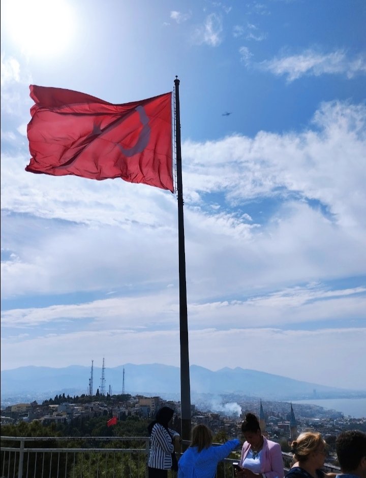 yusufyilmaz_dr's tweet image. Bizim
#Tartımız 
Hileye İzin Vermez!

Malı Ölçtüğümüzde,
Allah'ta
Bizimle #Ölçer..

Hak Hukuk Adalet
Dendiğinde
#Yakınım Uzağım Farketmez..

diyecek

#fâniler aranıyor.!
