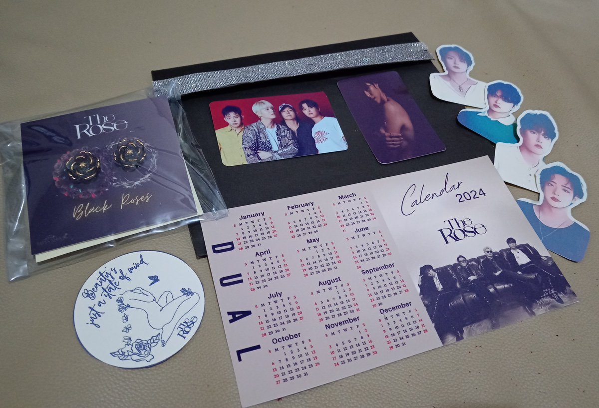 parkshanyeollie's tweet photo. #D2D in Manila Freebie Set 1
-Mini Calendar
-🥀 Earrings 
-You're Beautiful sticker
- Mindset Sticker
- Heal pc
-Group PC
Limited slots. Strictly 1:1
See thread for item photos
No mechanics, just approach me when you see me.
#DAWNTODUSKTour #TheRose #DAWNTODUSKTourMANILA https://t.co/eh9UsLWGDY