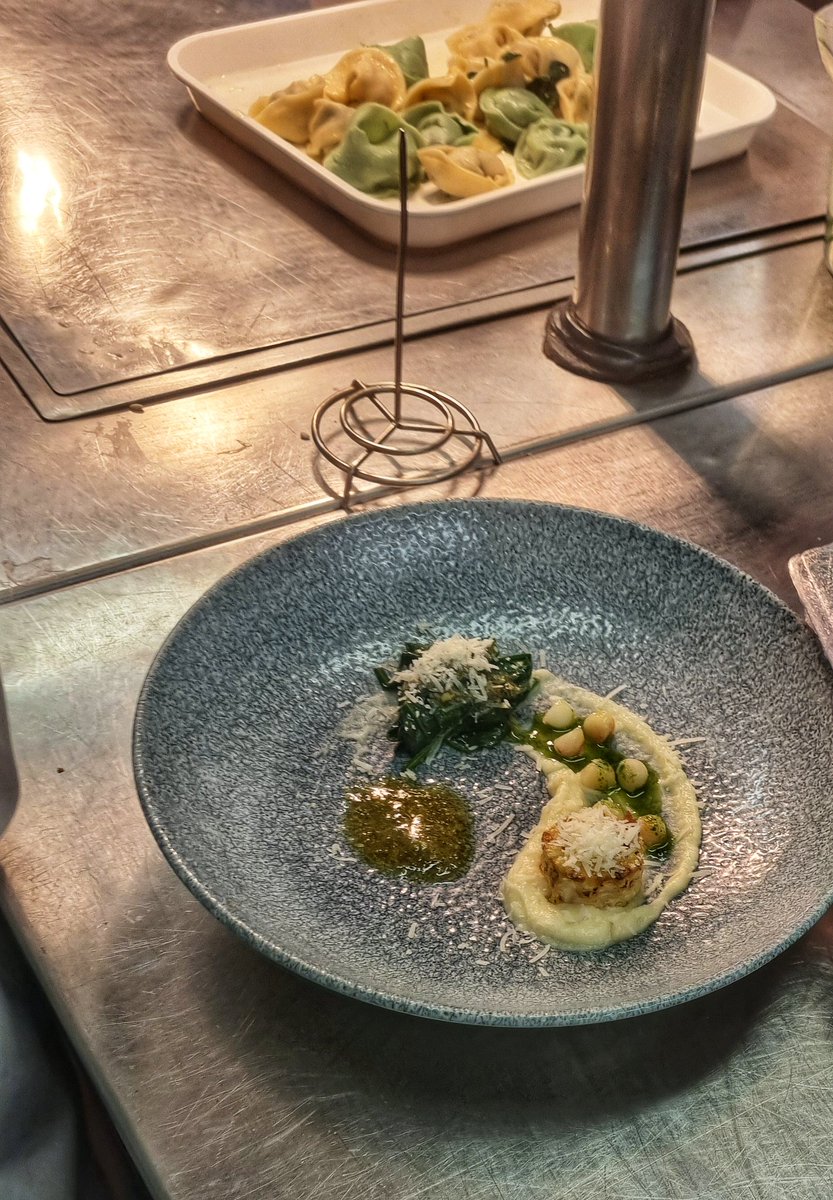 Steve West tweet media