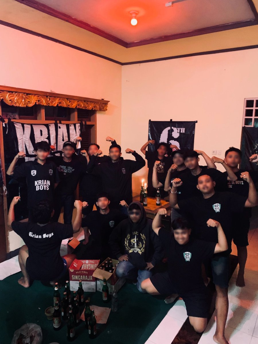 krianboys's tweet photo. CHAIN OF STRENGTH GREEN  🇳🇬 https://t.co/7WHPeyYqkS