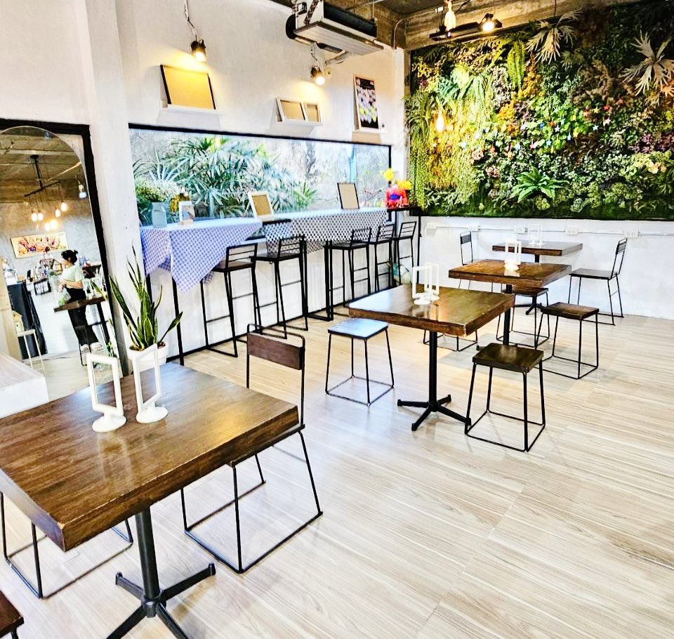 thingamabobs_c's tweet photo. Thingamabobs Cafe ❤️ ยินดีต้องรับแฟนคลับสายจัดกิจกรรม จัดอีเว้นท์ หาที่แจก Give away หรือนักวาด/ศิลปินที่อยากจัดแกลฯ วางผลงาน
#คาเฟ่วันเกิด #คาเฟ่ศิลปิน 
เรามีพื้นที่จัดงานให้ ไม่มีค่าใช้จ่าย❤️
รวมรูปคาเฟ่+โซนแกลเลอรี่ 🔗 https://t.co/RSUU6ZIZht
สอบถามรายละเอียด : DM https://t.co/kQEgOM2ZqU