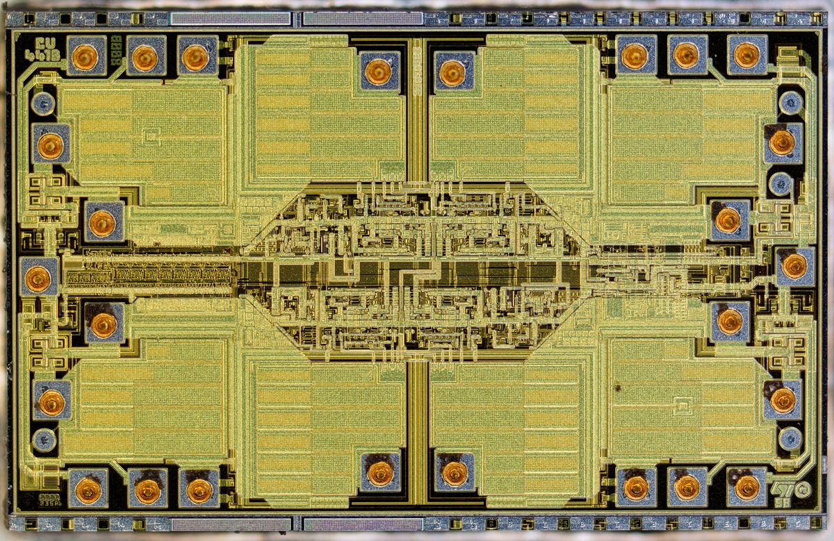 ST Microelectronics ATM39B-556757 | No datasheet on this one.
Tha silicon die looks an upgraded version of ATM38E.