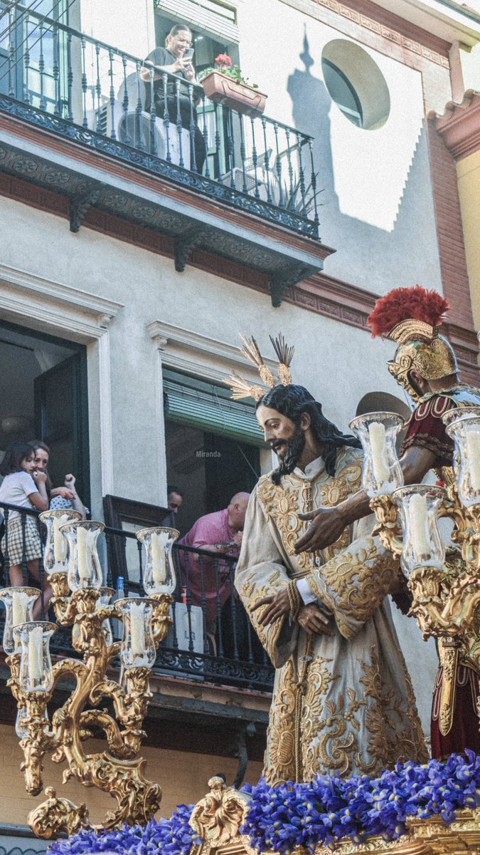 JM_Fotografo_'s tweet photo. Silencio blanco de la calle Feria
@Hdad_Amargura 
#Sevilla https://t.co/ooH3hbJgfK