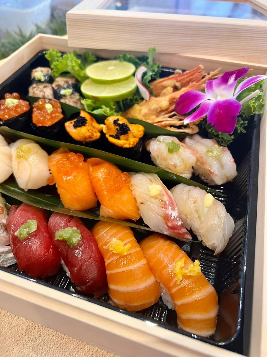 rem49er's tweet image. Sushi is a delicious and culturally rich food that I find both satisfying and enjoyable.🍣😋