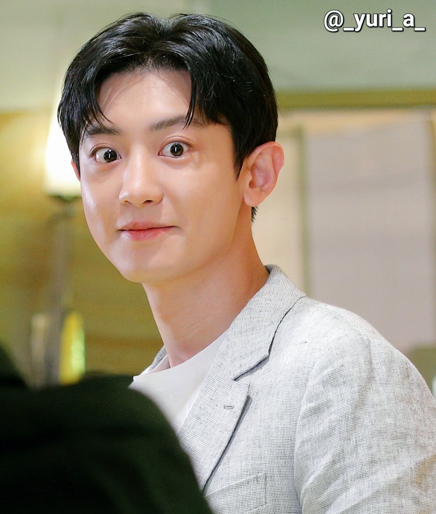 cyhourly's tweet photo. 엑소 박찬열  #CHANYEOL #찬열 https://t.co/TsvQxSMufD