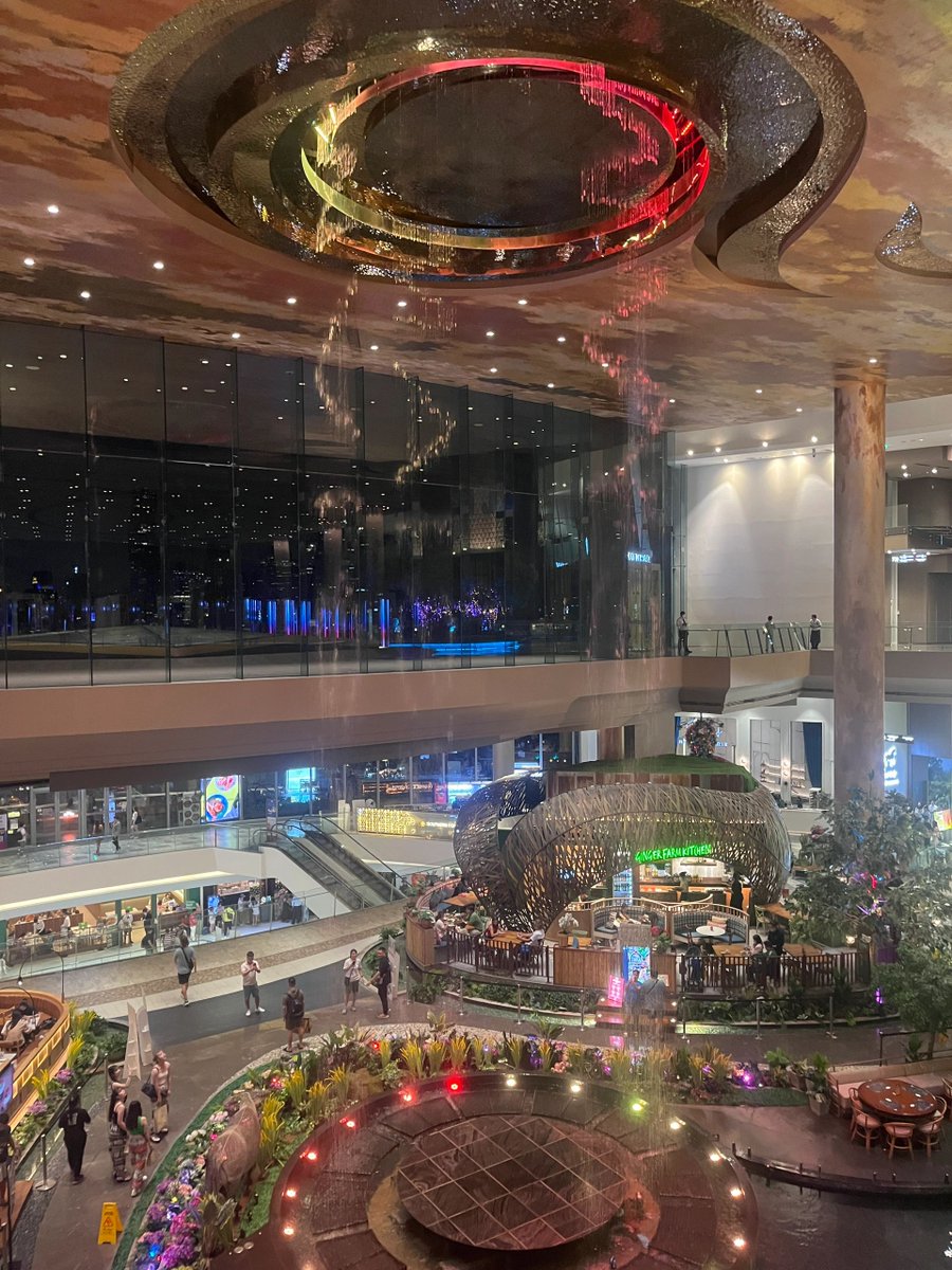 Funky662's tweet photo. 📍A must-visit spot in Bangkok‼ ️Attach detailed address🔎 https://t.co/UkKFp1lK9X