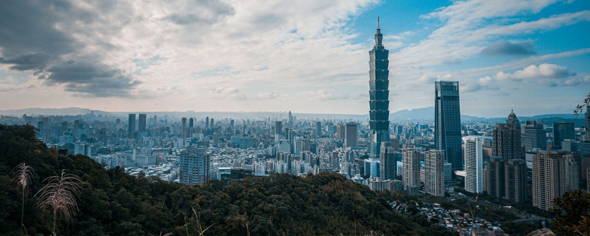 Pandora Rivista (@pandorarivista) on Twitter photo Le elezioni a #Taiwan sono tra le più importanti in un 2024 denso di scadenze elettorali. Perché Taiwan è tanto decisiva? Quali scenari si aprono? Ne discute <a href="/StefanoPelaggi/">Stefano Pelaggi</a> in questa intervista di <a href="/DanieleMolteni3/">Daniele Molteni</a>: pandorarivista.it/articoli/taiwa… Le elezioni a #Taiwan sono tra le più importanti in un 2024 denso di scadenze elettorali. Perché Taiwan è tanto decisiva? Quali scenari si aprono? Ne discute <a href="/StefanoPelaggi/">Stefano Pelaggi</a> in questa intervista di <a href="/DanieleMolteni3/">Daniele Molteni</a>: pandorarivista.it/articoli/taiwa…