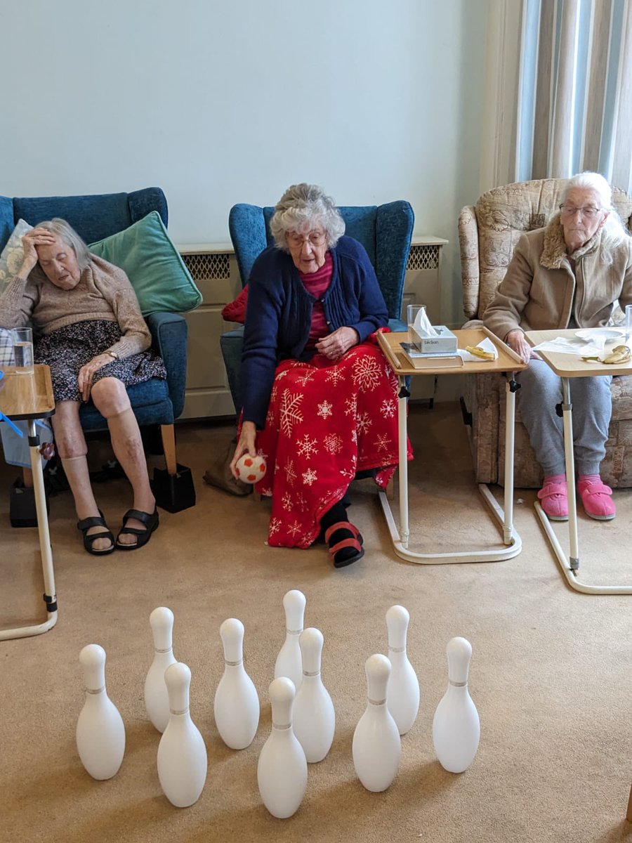 Classic Carers tweet media