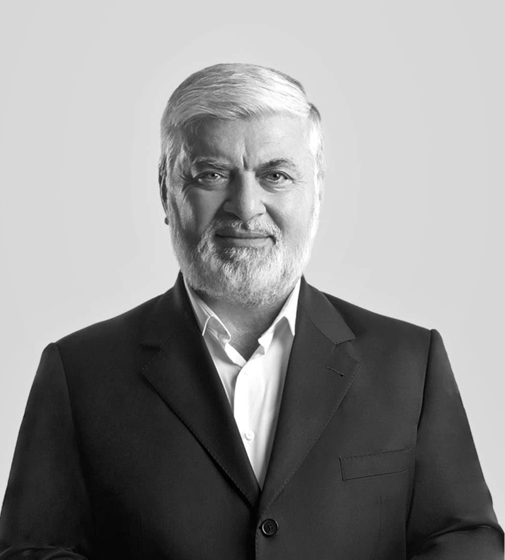 İnnâ lillâhi ve innâ ileyhi râciûn 

Rahmet-i Rahman’a kavuşan kıymetli hocamız İslam Hukuku Profesörü Faruk Beşer'e Allah'tan rahmet; ailesine, sevenlerine ve talebelerine başsağlığı diliyorum.