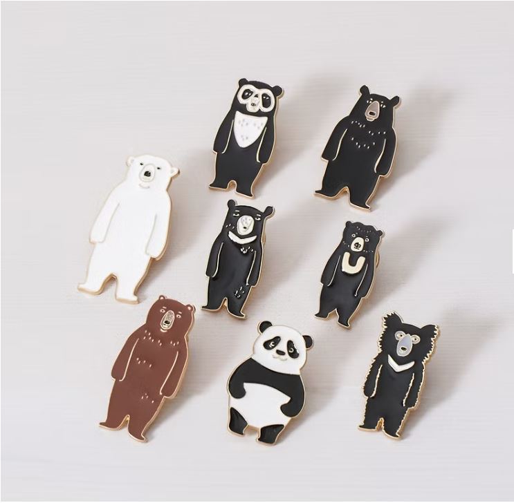 Kinocbth's tweet photo. 🐻🐻❄️🐼เข็มกลัดโลหะคุณหมีคอลเลกชั่นใหม่จากไต้หวัน มีทั้งหมด8ลาย ราคาอันละ 169 บาท
ส่วนเข็มกลัดน้องแมวดำก็ยังมีสินค้าอยู่นะคะ จำหน่ายที่สาขาพารากอนเท่านั้นค่ะ
#หมีดำไต้หวัน #Formosan #臺灣黑熊 https://t.co/JLknYMU3B3