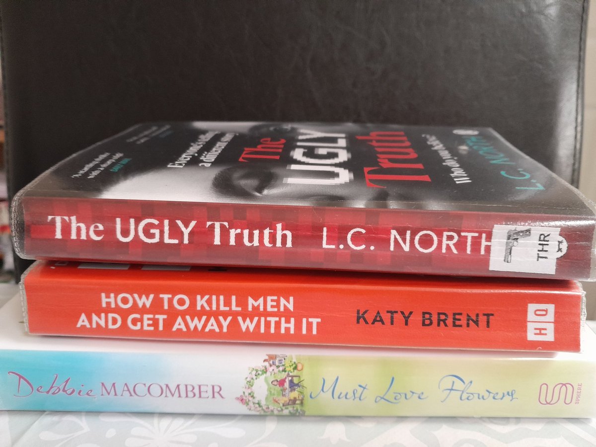 MrsScriven's tweet photo. First 3 books of 2024 done. High praise for @Lauren_C_North and #KatyBrent The amazing @debbiemacomber never fails to deliver a good readπ
Big thanks to the team @dudleylibraries (Stourbridge branch) who sort my many requests very quickly. #useyourlibrary https://t.co/Pj8g9fwIbj