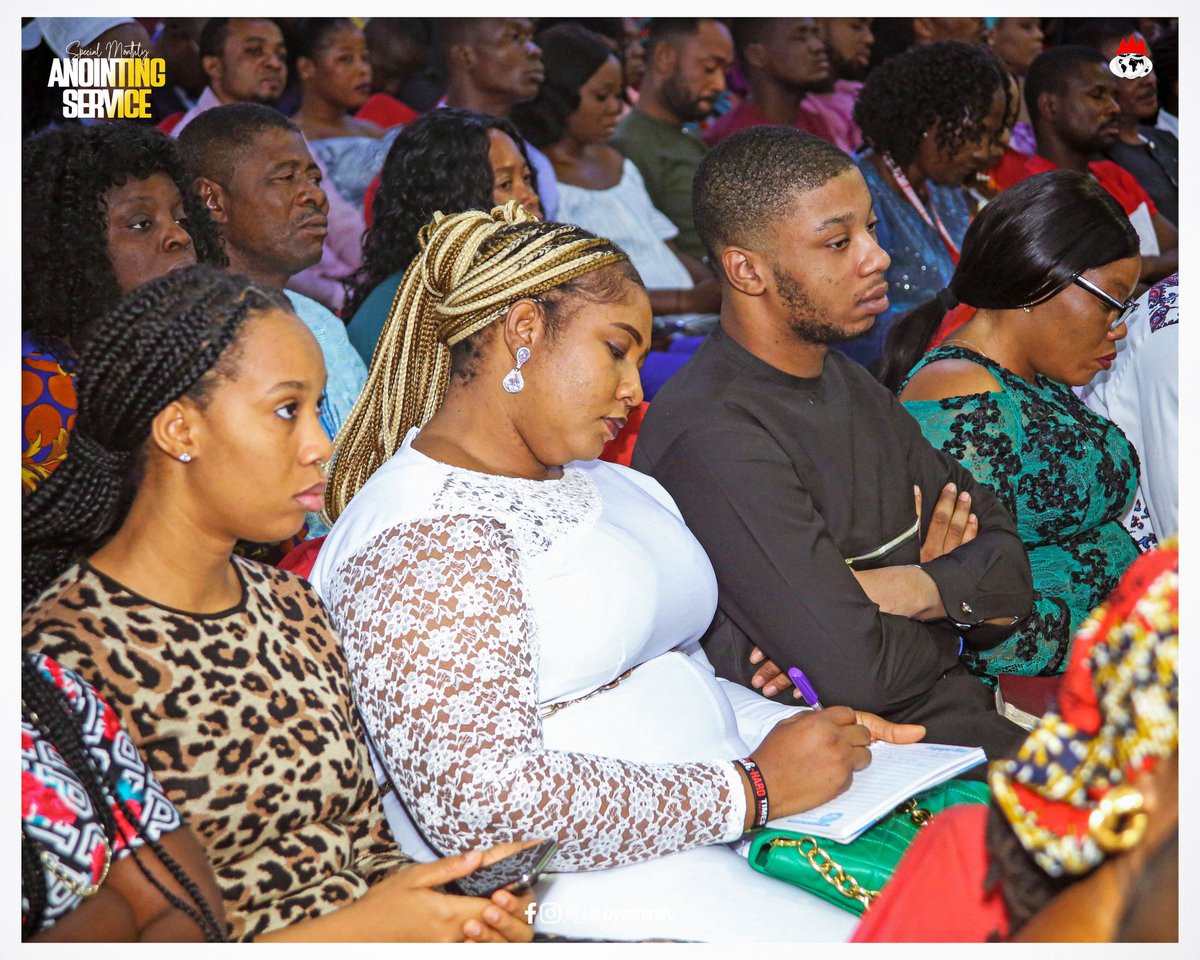 byazhinlfc's tweet photo. Pictorial Highlights from Our Special Monthly Anointing Service.
.
. 
• Word Session📝

#Aniontingservice
#fortune2024
#redeemedtoflourishinhardtimes https://t.co/Q0PQJVZgQE