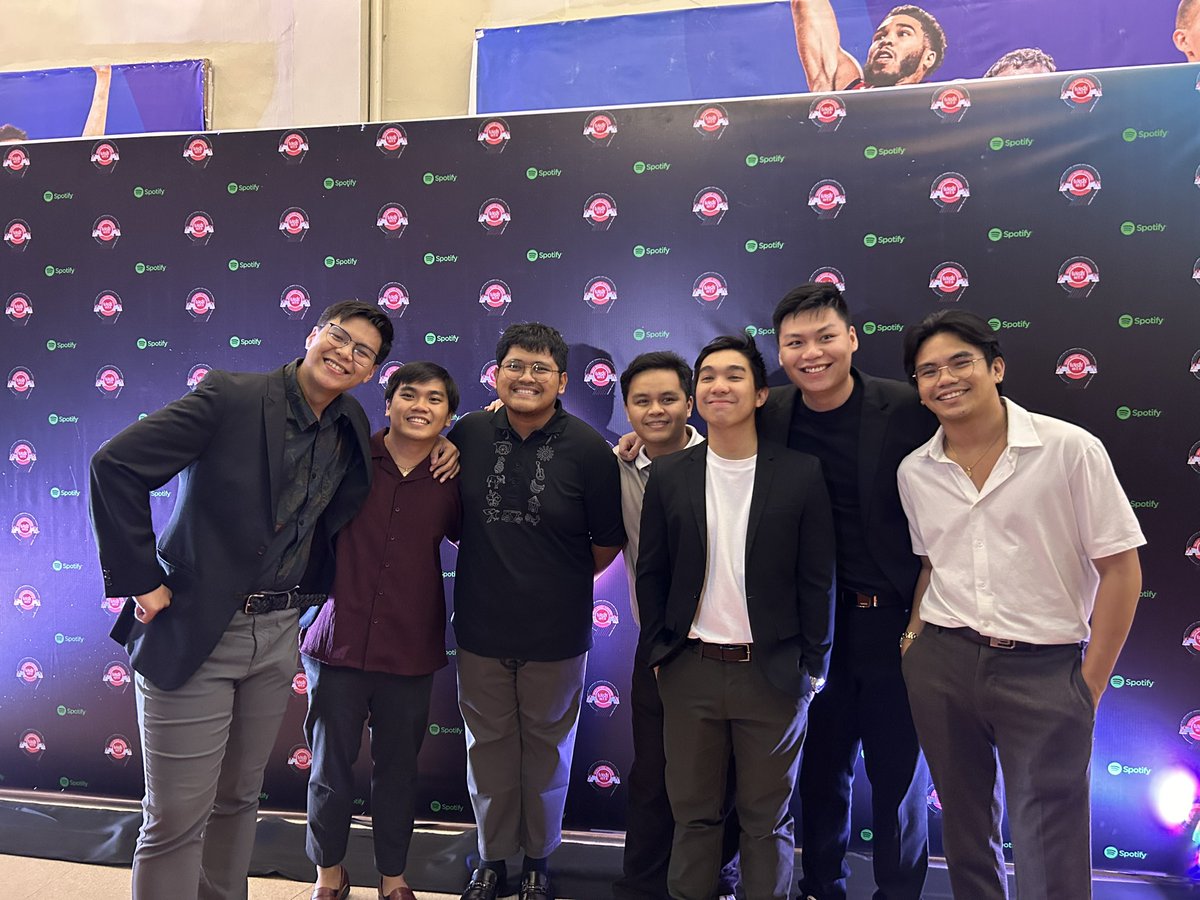 inquirerdotnet's tweet photo. SB19’s Josh Cullen Santos, Ben&amp;Ben, Lola Amour, Christian Bautista, and Karylle are some of the local music acts who showed off their glamorous looks on the 9th Wish Music Awards orange carpet. | @HMallorcaINQ https://t.co/2L6LRg4iQp