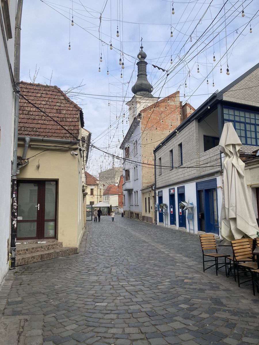 orobico50's tweet photo. Quel demone di @MikyBelotti che si inventa 24 ore nella mia zona dell’Europa preferita, cioè tutto quello che è compreso tra la Croazia e la Russia 🫠🥰 https://t.co/f7TmTTy8Ph