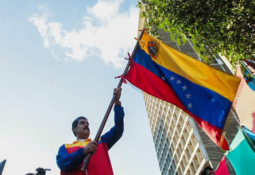 #14Ene| 🇻🇪📢  ¡ETIQUETA DEL DÍA!  ▶️ 

#VenezuelaEnUniónYPaz

¡Trabajamos juntos como Venezolanos!