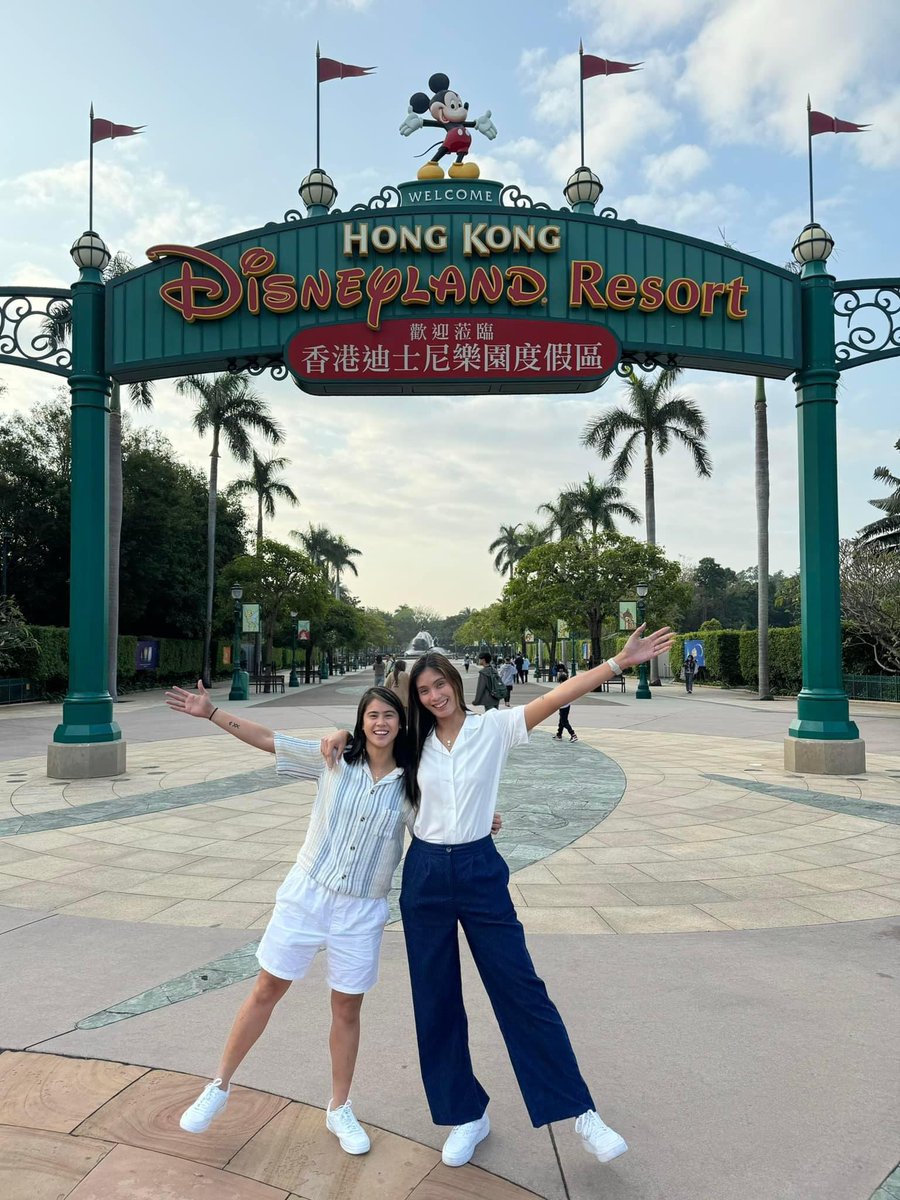 BladeDW03's tweet photo. happiest place on earth, indeed ✨
#wheninHK🇭🇰 https://t.co/n5ZlOnO920