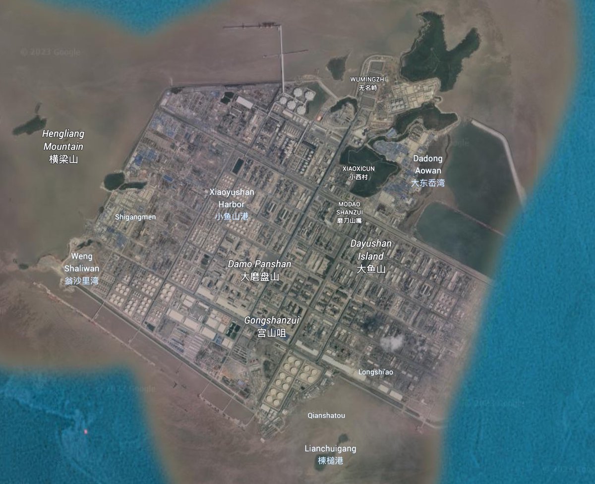 China 🇨🇳 está proyectando instalar 4 reactores HTR-PM600S de IV Generación, cada uno de 650 MW eléctricos, en un islote ocupado por una de las mayores petroquímicas del mundo. El objetivo es proporcionar vapor para los procesos, calor y electricidad.
hnjmrh.gov.cn/newweb/demand/…