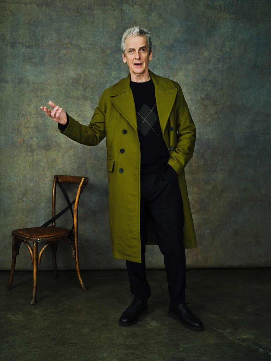 GwenWho1's tweet photo. I've decided on my new wallpaper 😮😍 https://t.co/hl1ou5IAw1
