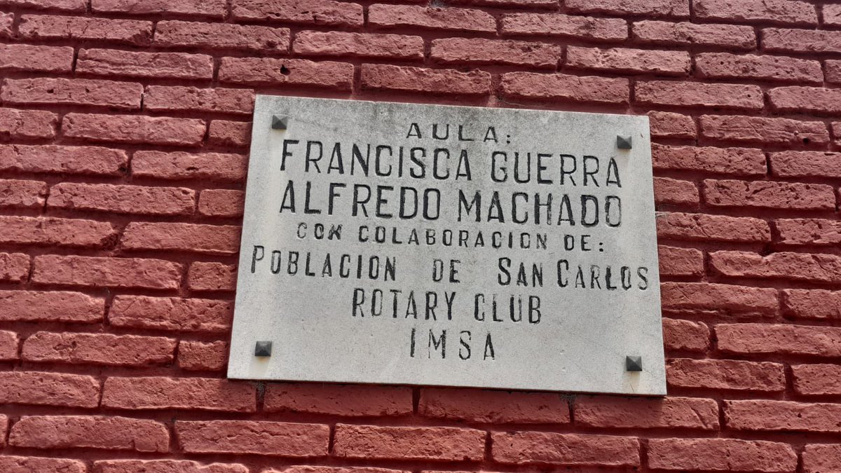 gloriasaravista's tweet photo. Visitamos la Escuela Especial N°80 de San Carlos en compañía de Antonio Nocetti, Senador (s) @DirDelpino , la Diputada (S) @wilmanoguez , la Directora PI Int M Eliana Gómez y la Edil Orquídea Duarte. 

Impulsada en 1971 por el Club Rotary de San Carlos, respaldada todos estos años por el patrocinio y apoyo de los Rotarios. 

Que además apoyan el proyecto de Continuidad Educativa mediante la donación de un nuevo terreno, resaltando siempre el compromiso del Club Rotary en estas instancias.