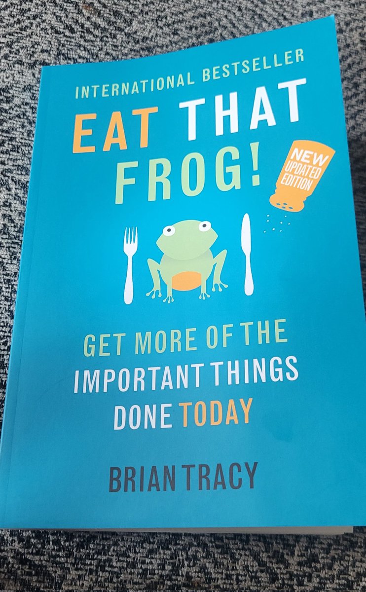 EnhanceYWNI's tweet photo. "The things that matter the most must never be at the mercy of the things that matter the least." Johann Wolfgang von Goethe

Loving this choice of book by Brian Tracy https://t.co/viTperGNTZ