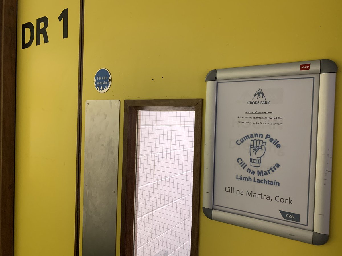 Maidhcí tweet media