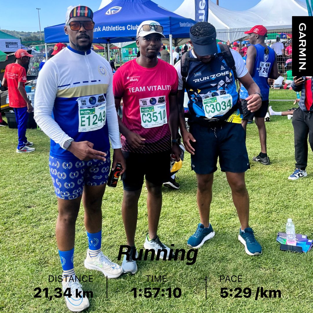 Phiwaaa's tweet photo. Dischem Half Marathon 2024… Chapter 1 of my 21kms Sub 2 races… see you at Pirates 21kms race… #RunningWithTumiSole #FetchYourBody2024 #fitnessjourney #Garmin #IPaintedMyRun https://t.co/rIyveYwHdZ