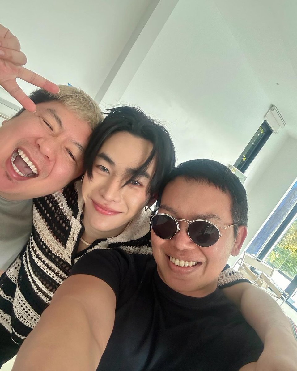 aprilmaesar🦋 tweet media