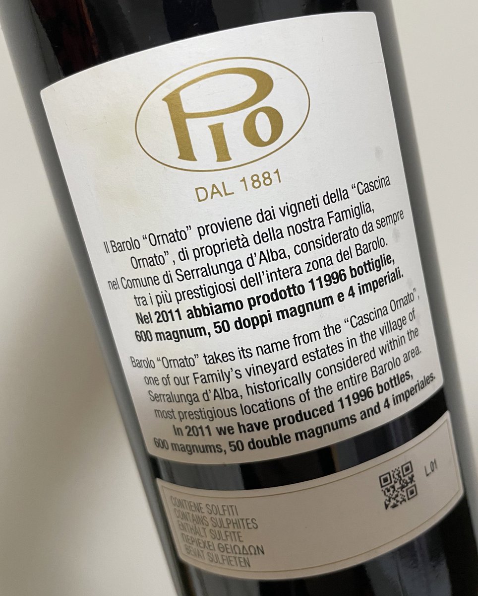 Pio Cesare, Barolo, Ornato, 2011. 14.5% alc.. Brown rim. Slow-ox for one hour. Not a shy nose with dried roses and tobacco. Still some fruit. A bold wine as opposed to a delicate wine. A crowd pleaser, but not overtly mineral. Hitting its plateau in terms of maturity.