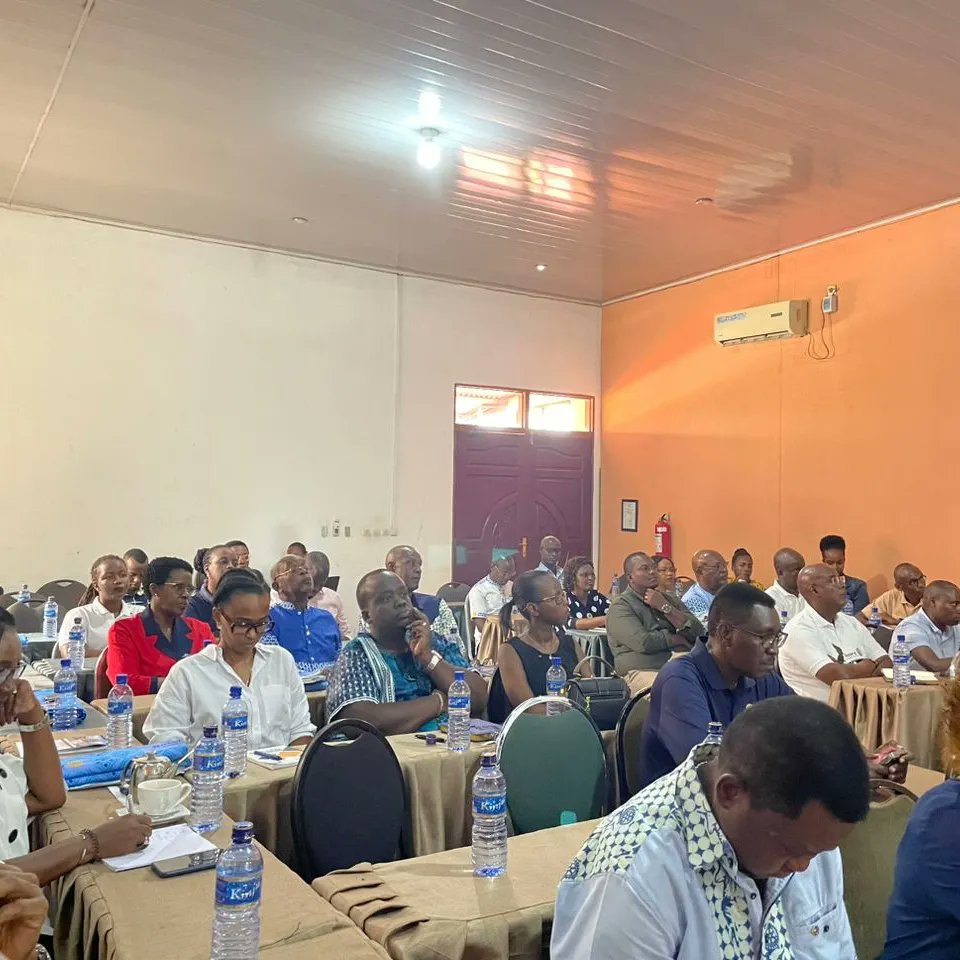 Rotary Burundi tweet media