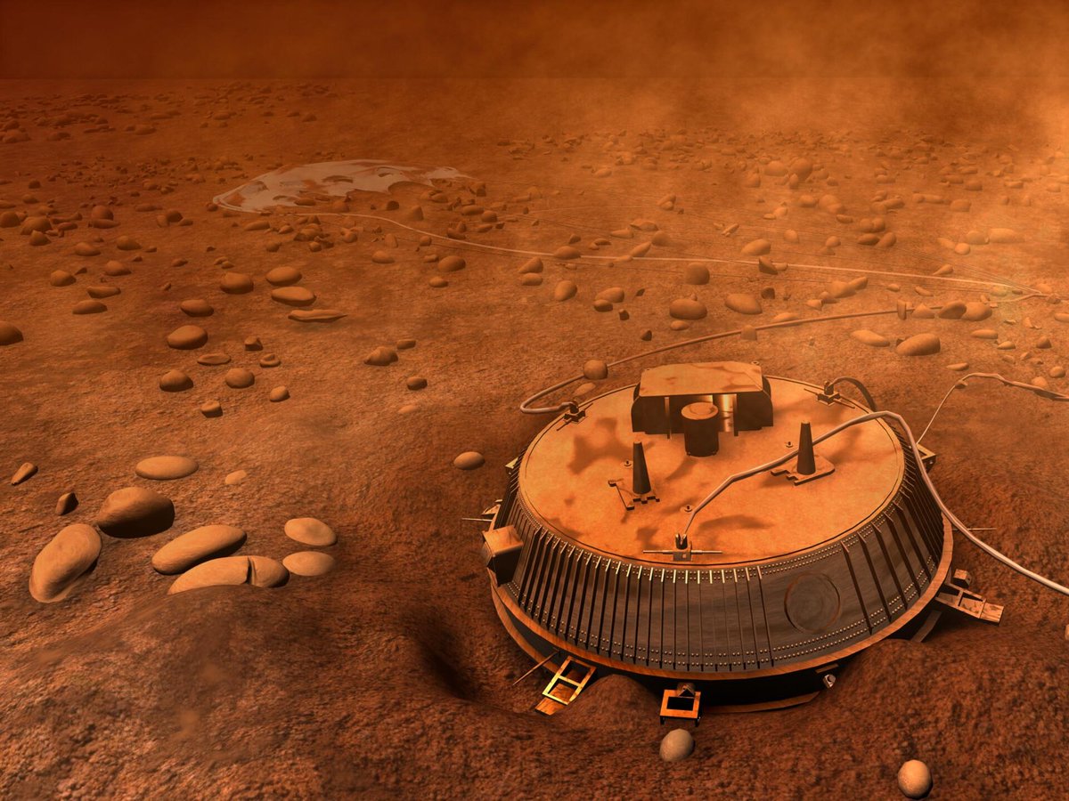 #OTD 14 January 2005, ESA's #Huygens probe landed near the Xanadu region on Saturn's moon #Titan; humankind's only landing accomplished (to date) in the outer Solar System, the farthest landing from Earth a spacecraft has ever made, and also the first landing on a moon other than…