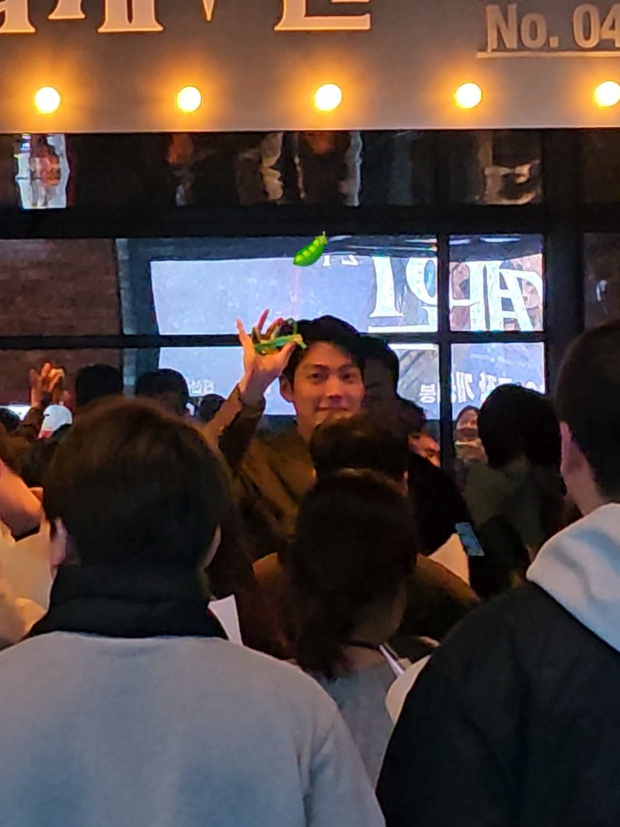 저화질도 뚫고 나오는 톨앤핸섬뷰티풀원더풀판타스틱나이스 존잘러 #김우빈