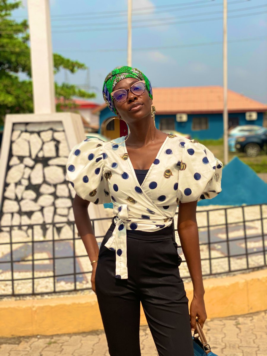 __Arike__'s tweet photo. The Earth belongs to the Lord and it’s fullness,the world and those who dwell in it- Psalm 24 vs 1
Happy Sunday People 
Arikeade❤️ https://t.co/0ddCIz7LbM