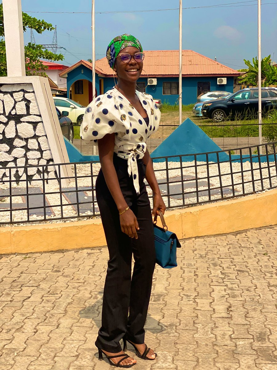 __Arike__'s tweet photo. The Earth belongs to the Lord and it’s fullness,the world and those who dwell in it- Psalm 24 vs 1
Happy Sunday People 
Arikeade❤️ https://t.co/0ddCIz7LbM