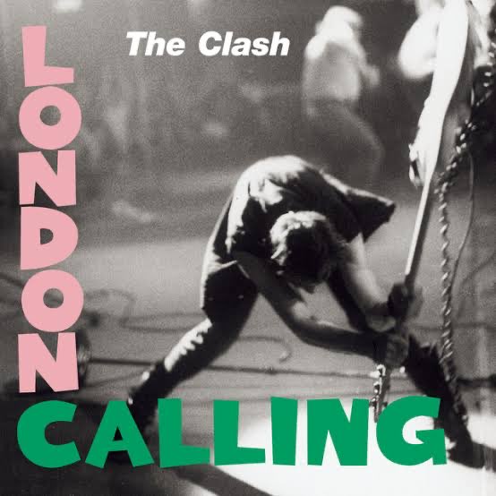 If this was Paul Simonon, such a disrespectful person might have been killed 😎

#TheClash
#PaulSimonon