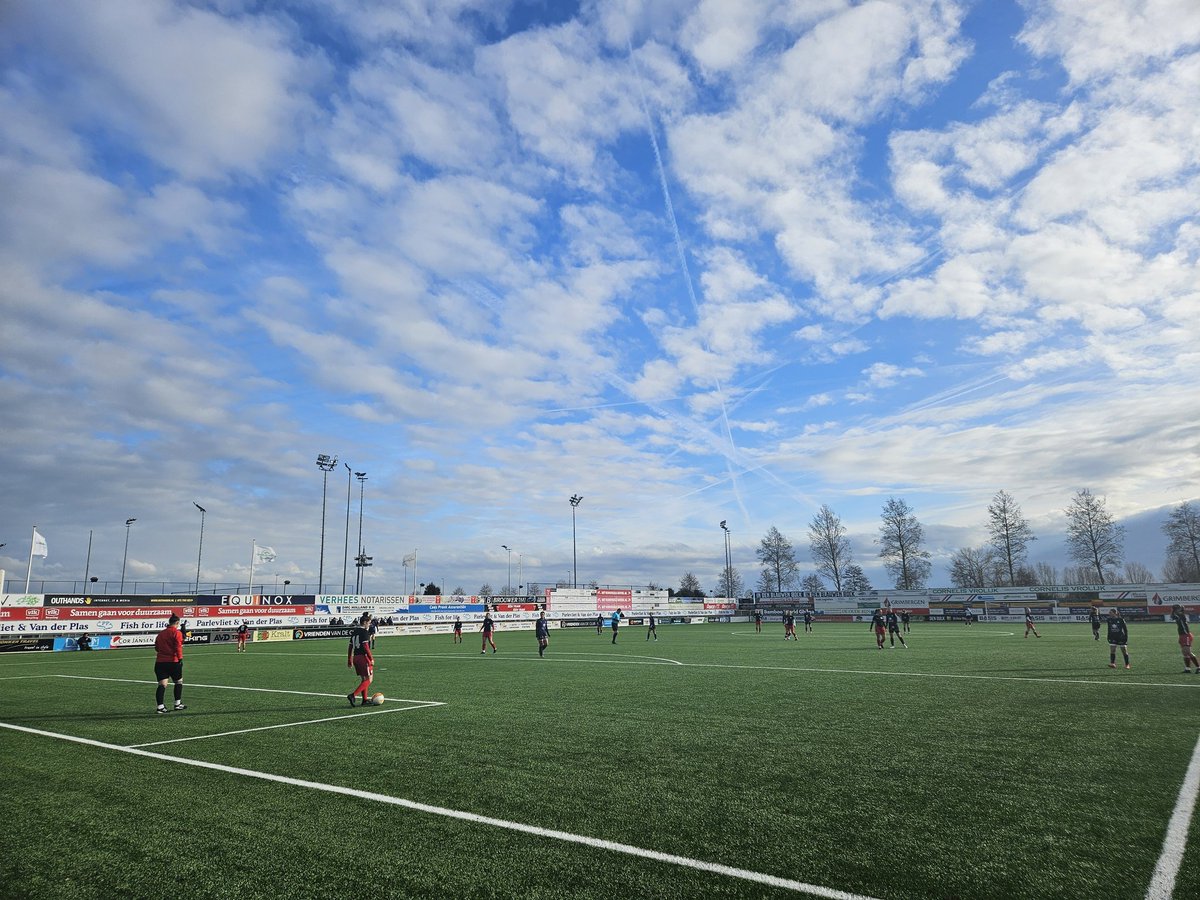 northernpromise's tweet photo. A nice day for football in Holland 🇳🇱
#UKTours #USTours https://t.co/F4KXVPWp90