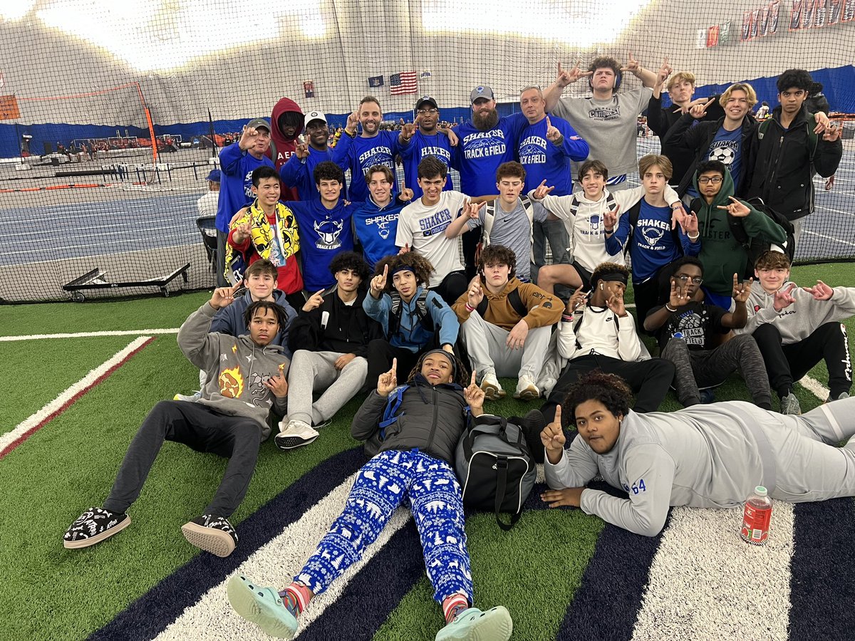 ShakerIndoor's tweet photo. Congratulations to our boy's team for their amazing performance at the Utica Challenge! An impressive score of 95 points highlights their hard work and dedication. The Bison are definitely a strong contender as they head into the championship season. Keep up the great work, team! https://t.co/bx7S7siYEN