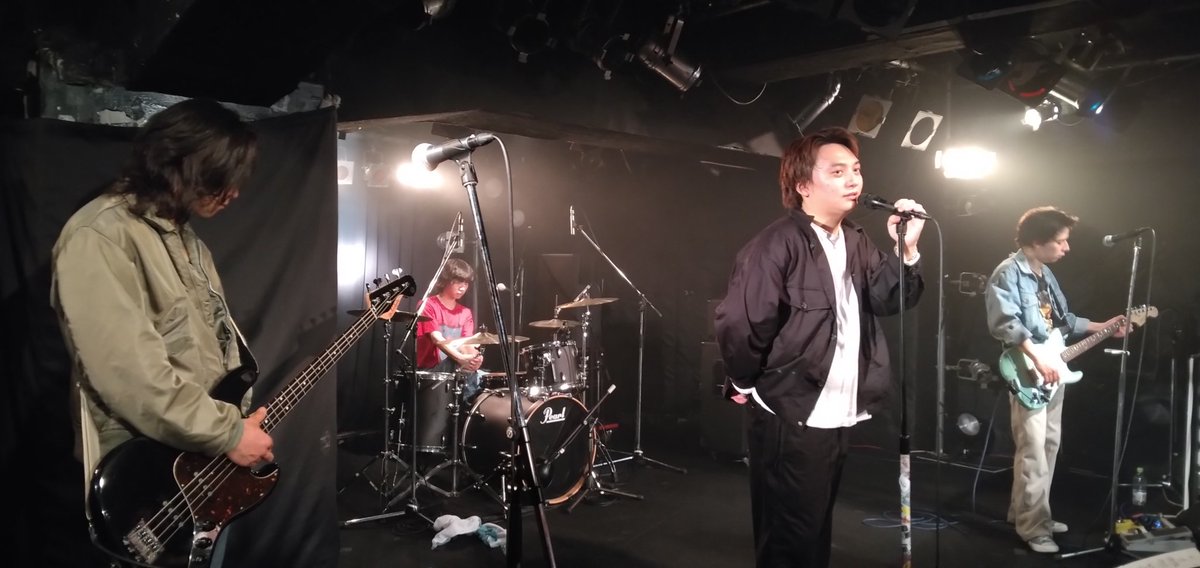 asper_soga's tweet photo. [いつも「いいね❤」ありがとうございます。Facebook「アスペル曽我」も是非ご覧下さい‼️]

【24年1月14日 中継5】
#eriha ラストライブ｢ひかりの先へ｣ in 古町 #GOLDENPIGS なう。 https://t.co/oCJgDk654f