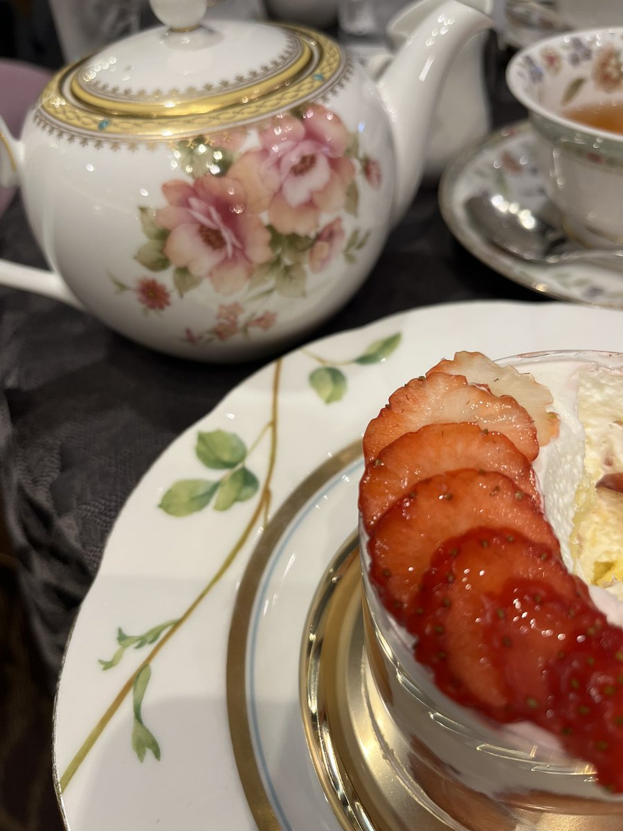 Lumiere_e_'s tweet photo. 苺🍓のショートケーキ🍰 https://t.co/RNeyRwVfx6