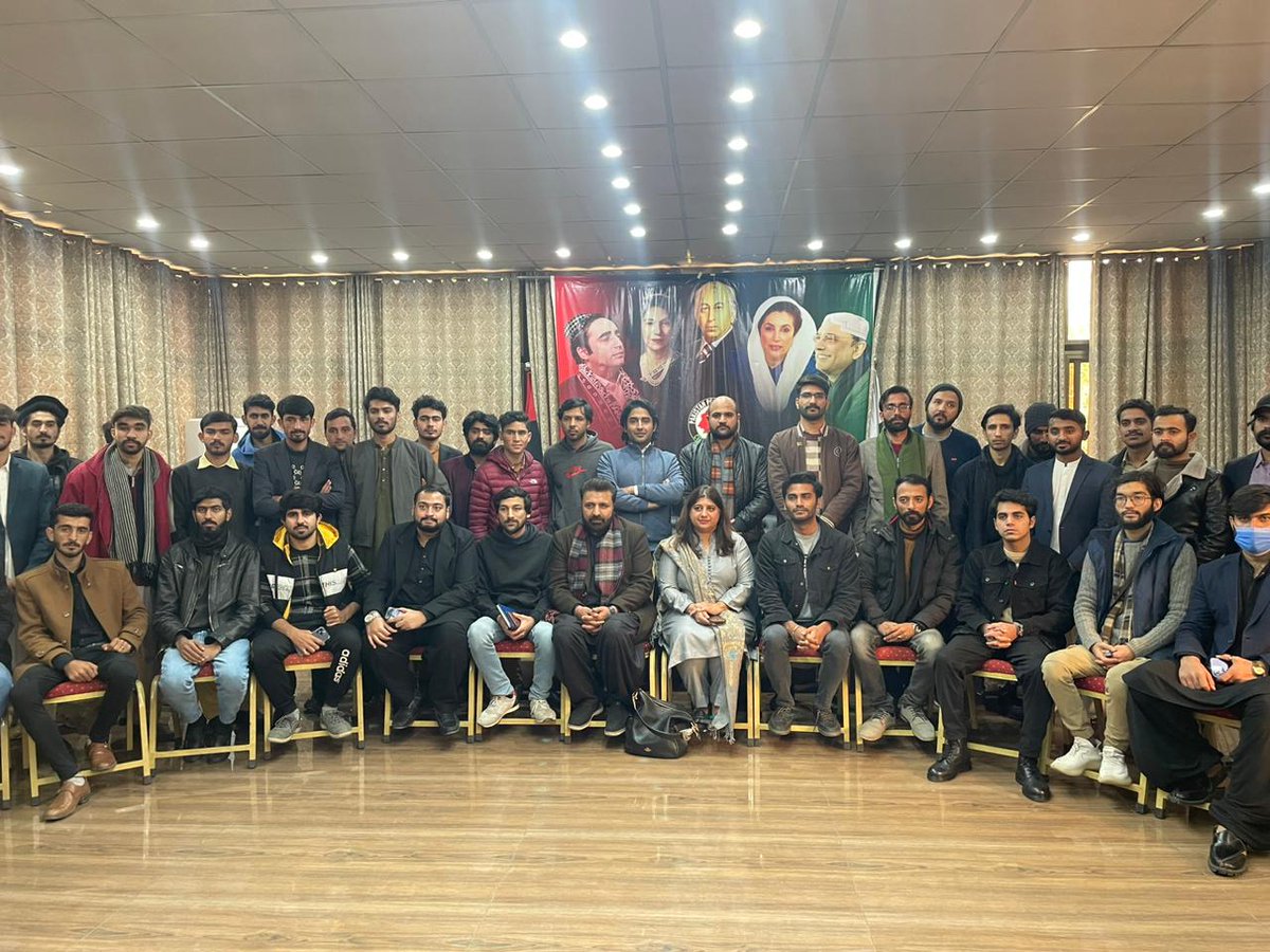 KatariaMansoor's tweet photo. I had the privilege to join the PSF meeting along with Z. A. Badr, Amjad Adv. ,Sibte Hassan, J.Dogar and Nasir. PSF is enthused and has decided to blow intense efforts in Bilawal Bhutto's Campaign in NA-127 Lahore for historic victory IA.  
@BBhuttoZardari
#Elections2024 #PPP https://t.co/n8qQnZF2aH