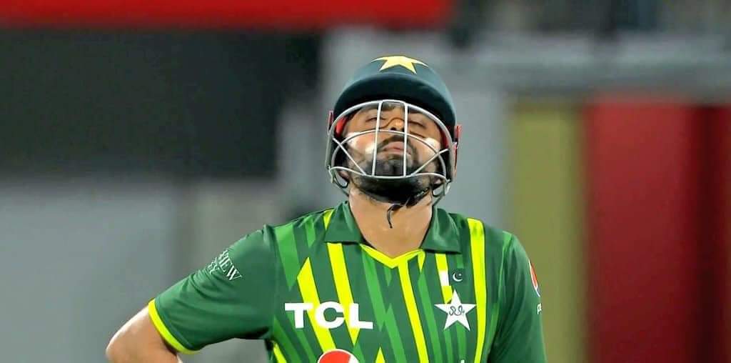 Oh man be proud you are king❤
#PAKvsNZ 
#BabarAzam 
#Azamkhan