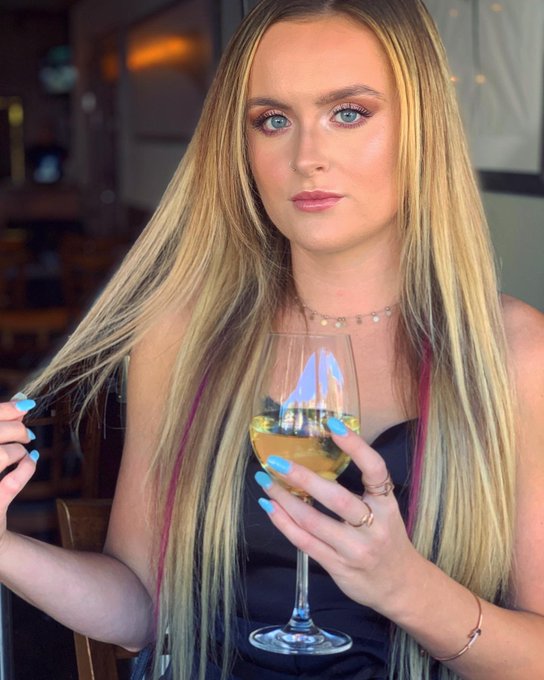 Watch Michael Larkin's leaked NSFW photo on TwXstars