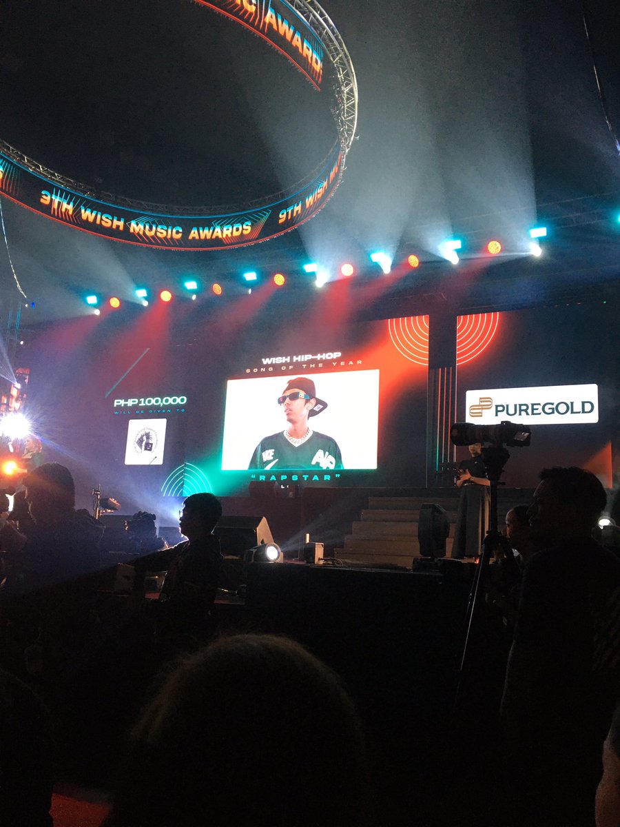 DJRayHoliday1075 tweet media