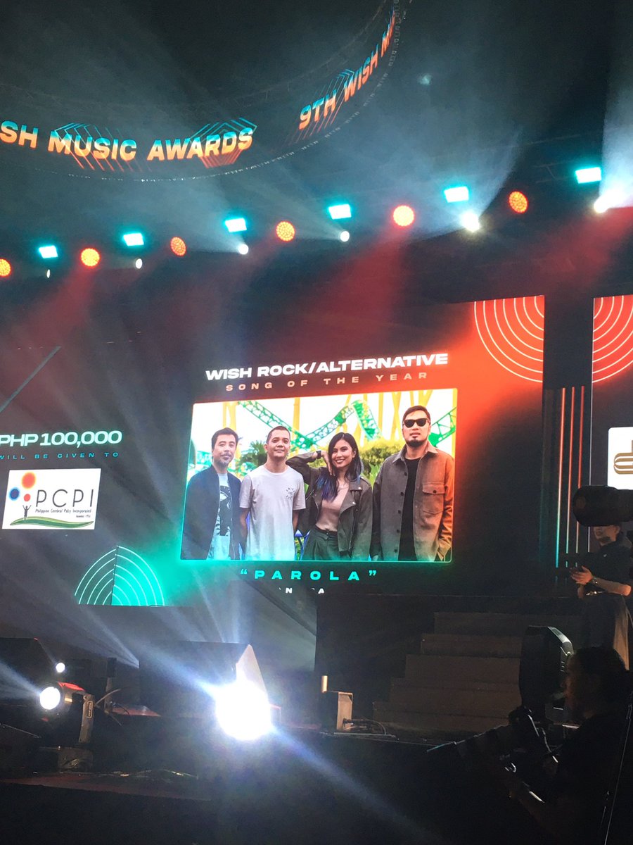 DJRayHoliday1075 tweet media