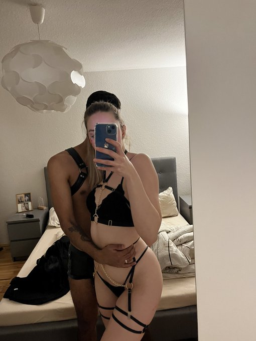 First kinky party? ✅ https://t.co/Y6VlCEcLSm