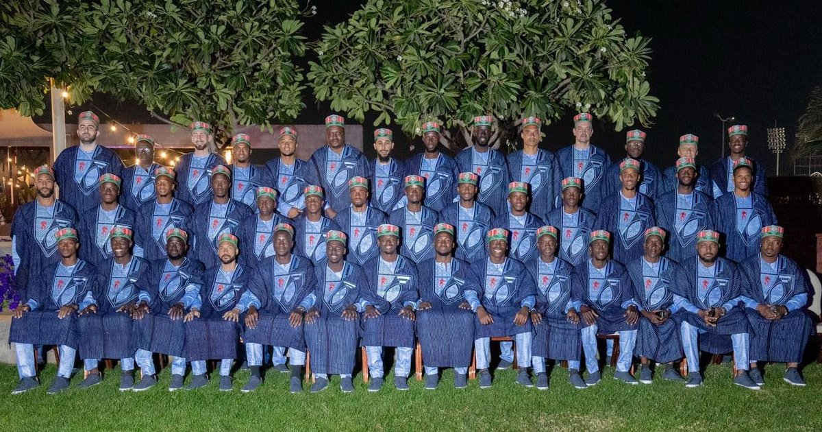 Cellou_UFDG's tweet photo. Tous mes encouragements à notre Syli National qui disputera ce lundi, contre le Cameroun, son premier match de la 34ème édition de la CAN à Yamoussoukro.

Toute la Guinée 🇬🇳 est derrière vous !

Faites nous vibrer et rêver ! https://t.co/DeJqPMORop