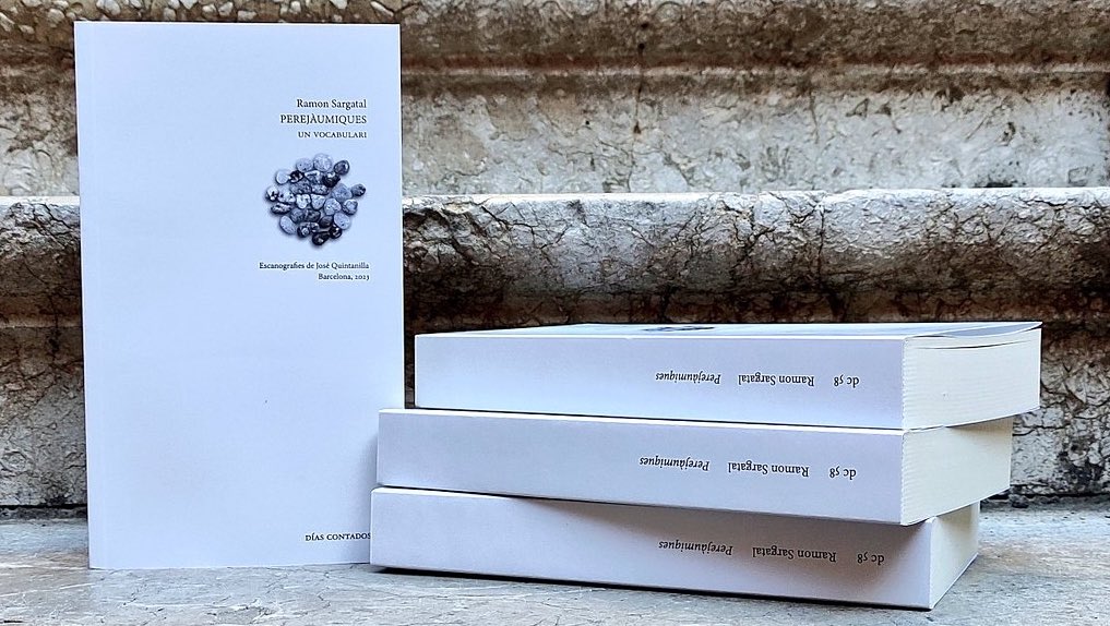 Miquel Bassols, «Quan les paraules fan allò que diuen»
Son paraules que paraulen, que fan parauleda, ja sigui a l’obaga o bé al solell, perquè hi puguis fer camí. 

Perejàumiques. Ramon Sargatal. Días Contados 2023
<a href="/APerejaume/">Arxiu Perejaume</a> 

ciutatdeleslletres.com/quan-les-parau…