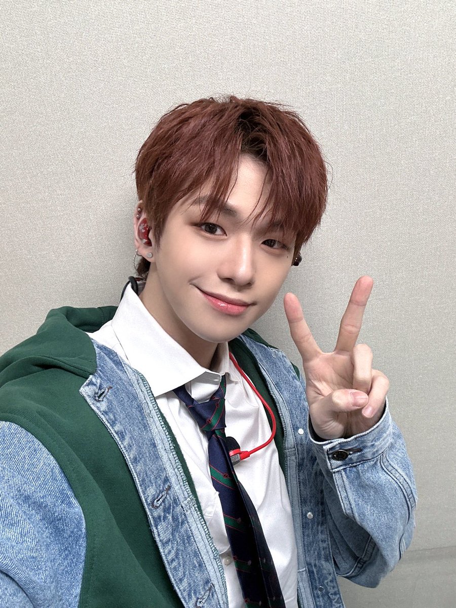 강다니엘 KANGDANIEL tweet media